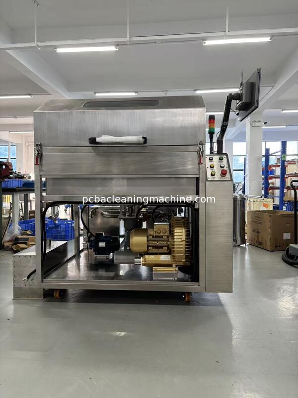 নয়েজ লেভেল 75 ডিবি এর কম SME 5200 প্যালেট ক্লিনিং মেশিন ব্যবহার করা হয় ওয়েভ সোল্ডারিং ওভেনের প্যালেট, ফিক্সচার, জিগস, ক্ল চেইন, নেট, রিফ্লো ওভেন কুলার এবং ফিল্টার থেকে ফ্ল্যাক্স ডাস্ট পরিষ্কার করতে। গরম বাতাস শুকানো